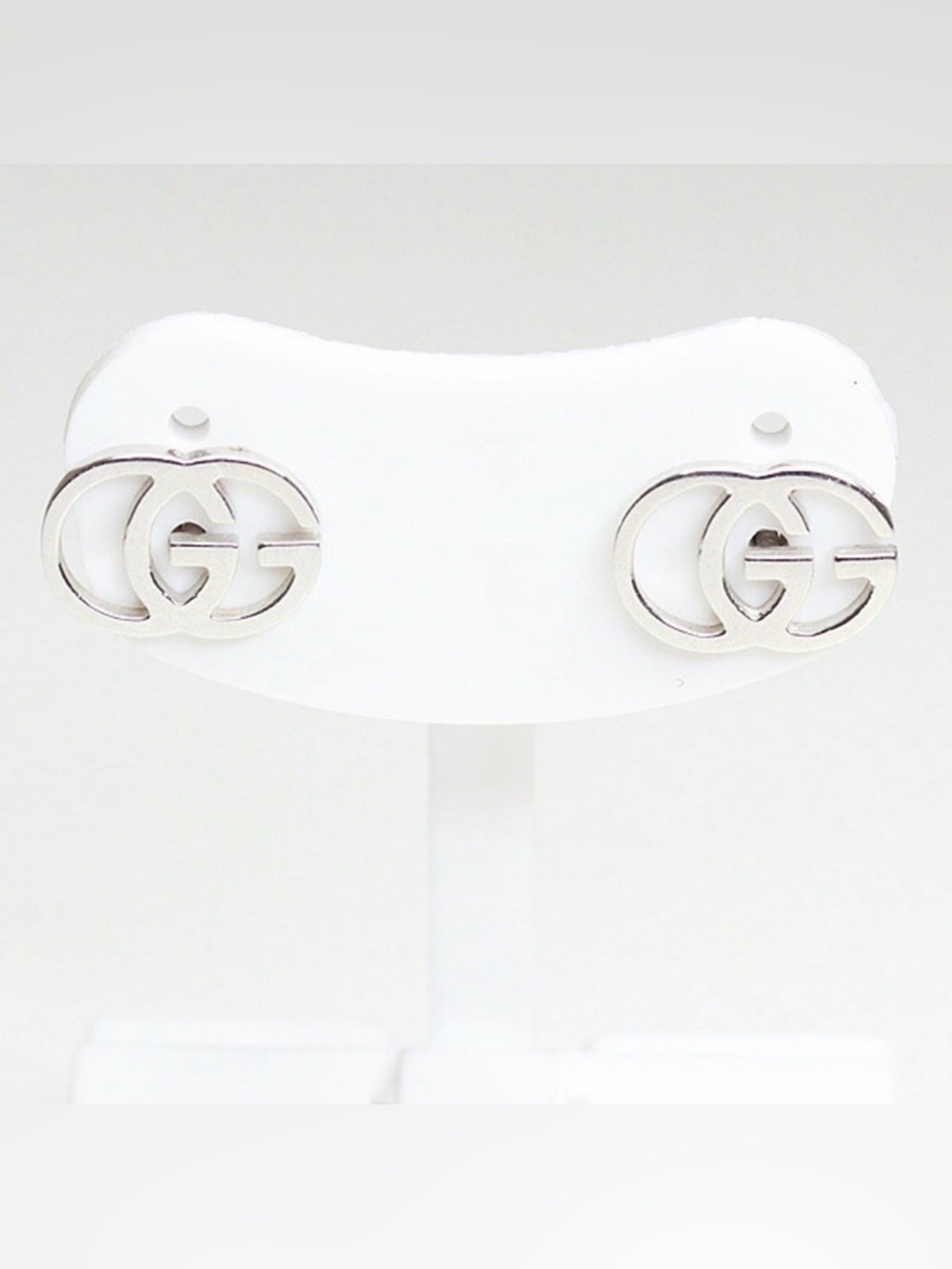 GUCCI RUNNING White Gold Silver Interlocking GG Stud Earrings
